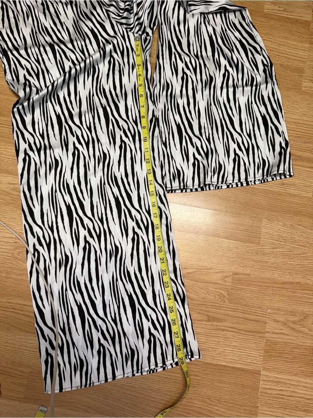 Renee C USA Large Black White Zebra Print Wide Leg Palazzo Pull On Pants - Picture 11 of 12